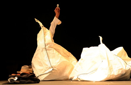 Fragments_e_rodrigues_agencia_estado_2_webre_kicsi